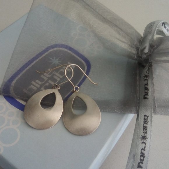 Aritzia Silver Drop Earrings! - Picture 2 of 3